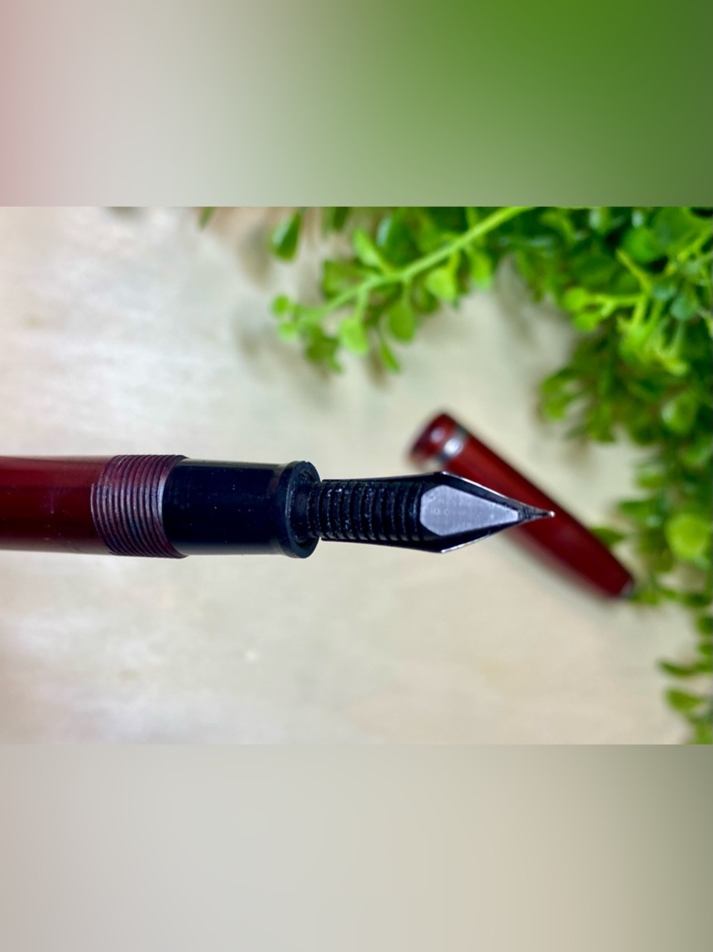 Vintage Esterbrook Stylish Fountain Pen with Silver Details - Picture 13 of 16